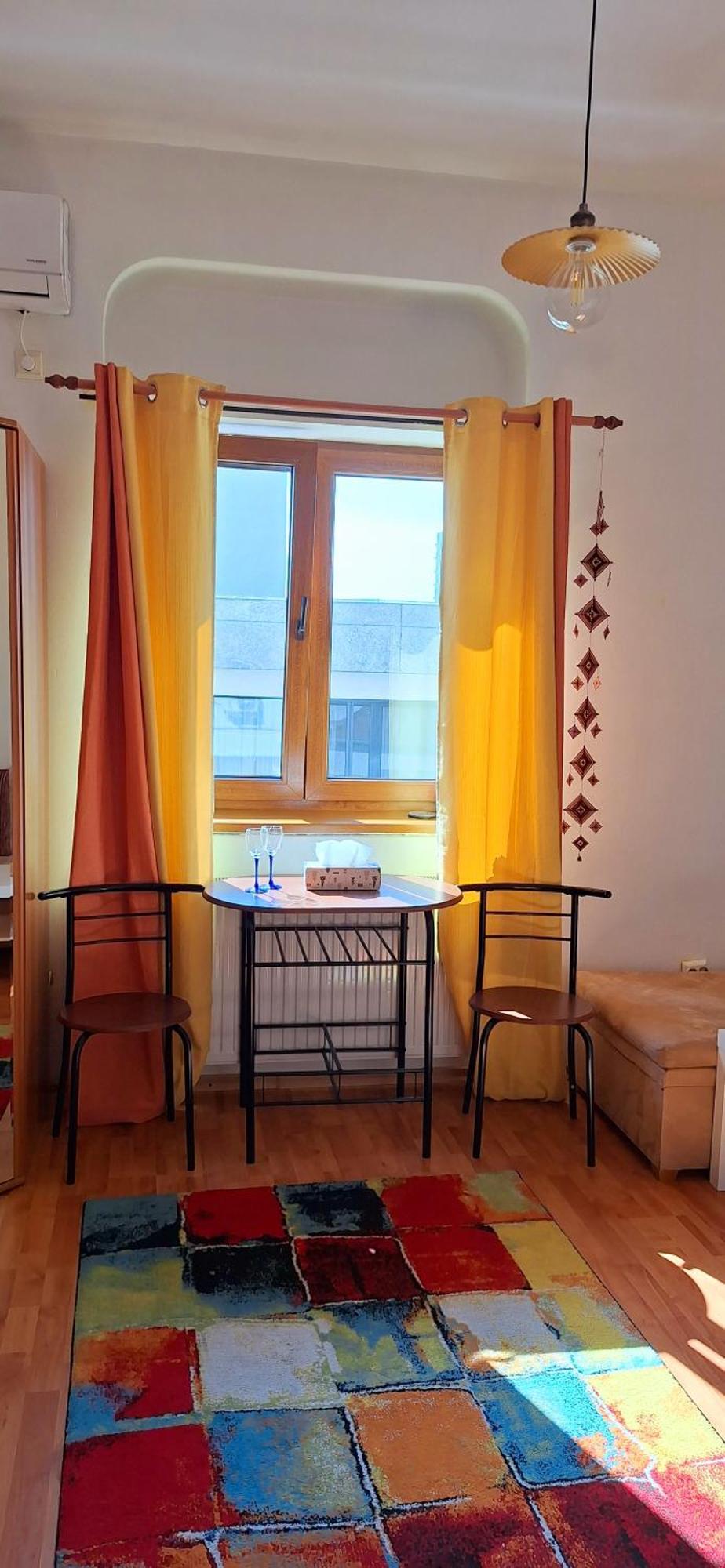 Super Central - Lovely One-Bedroom Apartment On Victoriei Avenue Bucarest Exterior foto